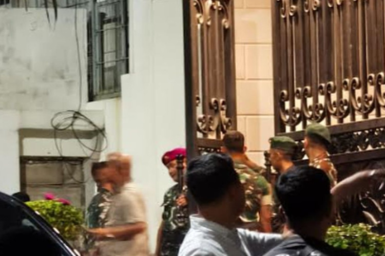 Viral Rumah Jampidsus Febrie Adriansyah yang Dijaga TNI Begini Situasi Terkininya Saat Ini Setelah Ramai di Media Sosial