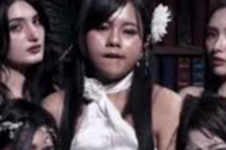 Pose Kontroversial Vanesya NWH:I Gigit Bibir di MV yang Viral Menuai Kritik Netizen, Agensi Beri Peringatan Tegas