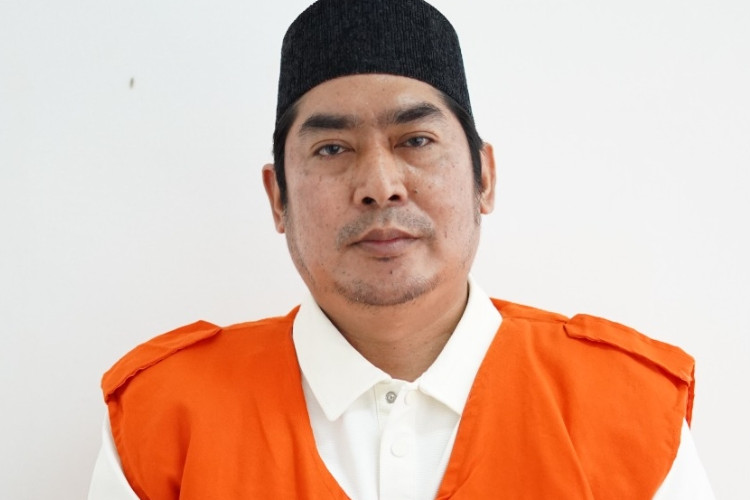 Gus Yazid Ditahan Kejati Jateng Karena Korupsi Jual Beli Tanah BUMD Cilacap Rugikan Negara Rp237 Miliar 