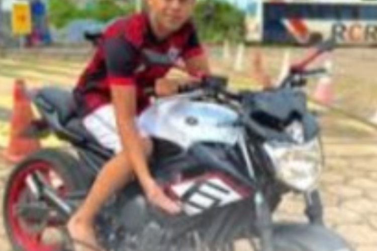 Video de Portal Zacarias Marlyson Moto MT07 Vazado Viral no TikTok e no X Twitter, Um Homem Charmoso e Bonito