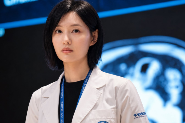 « Doctor X » suscite des éloges sur fond de controverse liée à des comparaisons avec l’œuvre originale japonaise