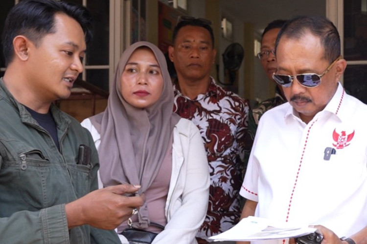 MIRIS! Pria Surabaya Ditipu Rekan Bisnis Hingga Rp185 Juta, Modal Nekat dari Jual Ginjal