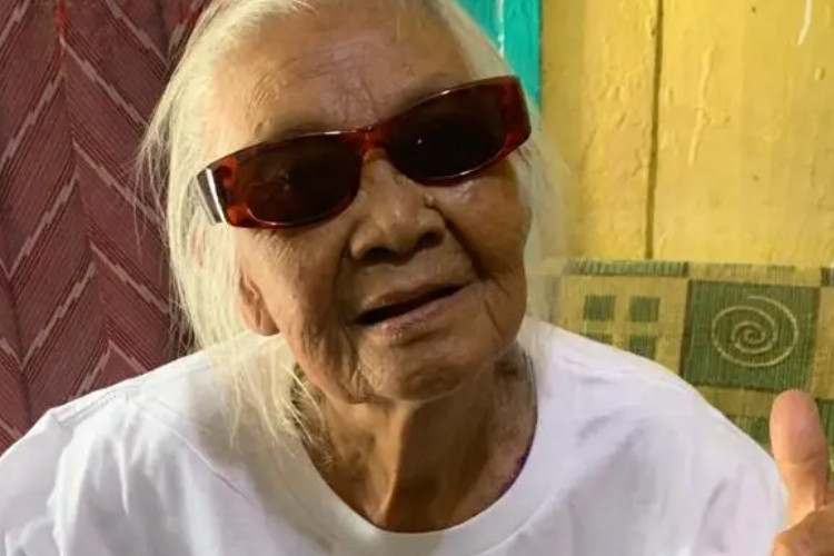 Innalillahi! Profil Mbah Leginah Konten Kreator Viral Tutup Usia, Kerap Hibur Warganet Dengan Video Lucu Bersama Sang Cucu Refido