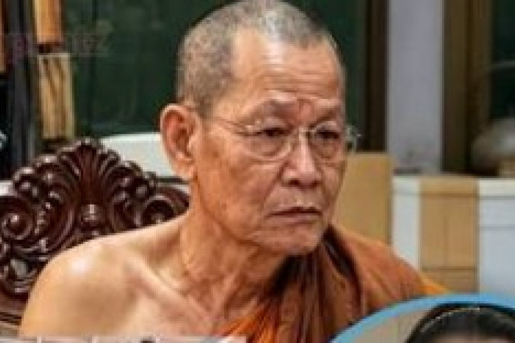 Menguak Skandal Besar Pemuka Agama: Kronologi Kasus Biksu Thailand Viral yang Menghebohkan Dunia