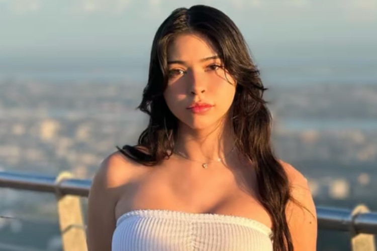 Qui est Aishah Sofey? Découvrez La Célèbre Jeune Fille Qui Intrigue Tout Le Monde