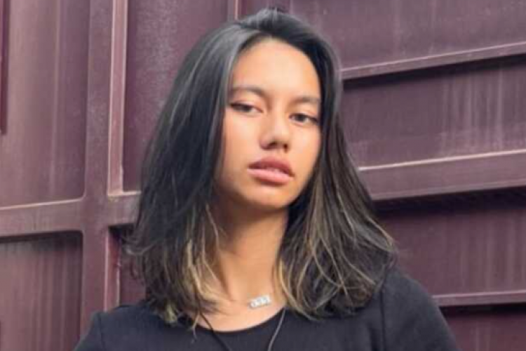 Video Asli Zalva Viral di TikTok dan Twitter Link Baru 2024, Rekam Aksinya di Kamar Mandi yang Bikin Salfok