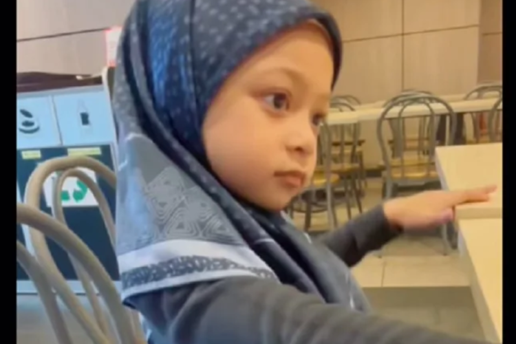 Viral! Faris Mohamad Konten Kreator Malaysia Sebut Anaknya 'Istri Kecil', Kini Ramai jadi Bincangan