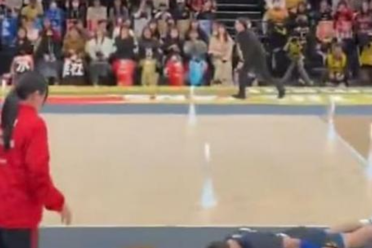 Viral! Yuji Nishida Minta Maaf dengan Sliding Dramatis di Lapangan Voli, Ini Profil Lengkapnya