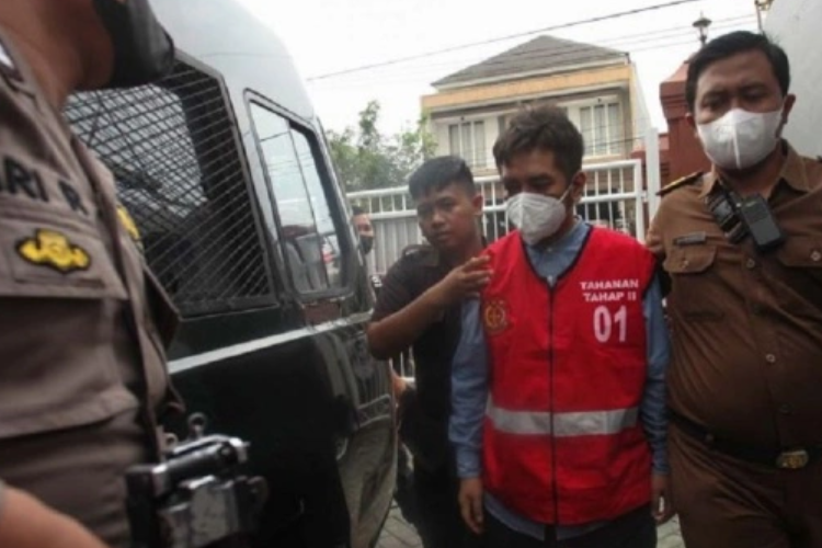 VIRAL! Bechi Kembali ke Lapas Malang Usai Putusan Pembebasan Bersyarat Dicabut