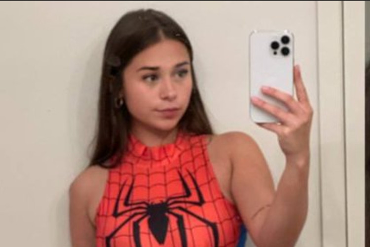 Lien Video Sophie Rain Spiderman D'OnlyFans Une Jeune Personnalité Qui Fait Le Buzz Sur Internet