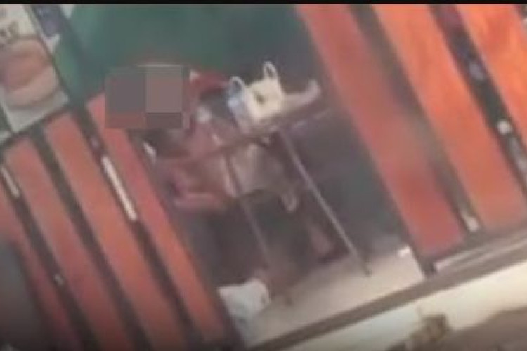 Viral! Sepasang Kekasih di Bondowoso Ditangkap Usai Live Streaming Hubungan Intim Berbayar, Kini Diperiksa Polisi
