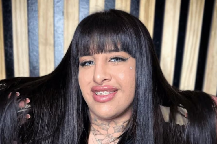 El Vídeo De La Coqueta, Una Influencer Transgénero Que Recientemente Se Ha Vuelto Viral En Las Redes Sociales De Todo El Mundo