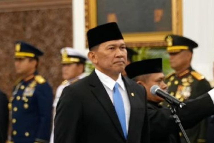 Profil Letjen Kristomei Sianturi Kepala BNPB Baru Pilihan Presiden Prabowo, Dari Kapuspen TNI hingga Kepala BNPB Termuda