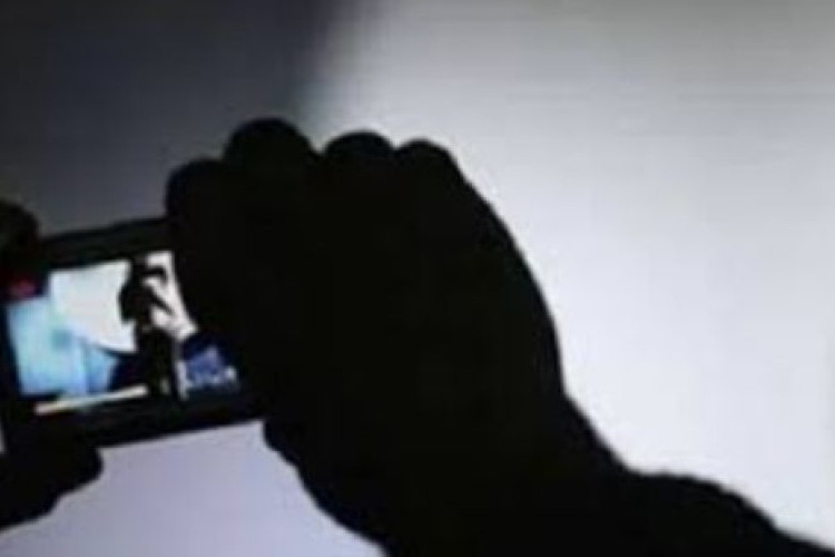 Geger Link Video 19 Detik Sambas Viral di TikTok Lengkap: Polisi Ungkap Identitas Pemeran dan Lokasi Kejadian