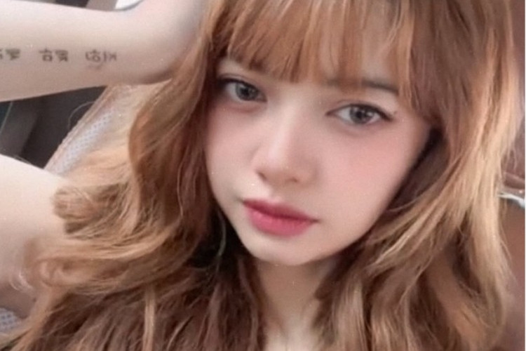 Profil dan Biodata Shegan TikTokers yang Mirip Lisa BLACKPINK, Bikin Salfok! 