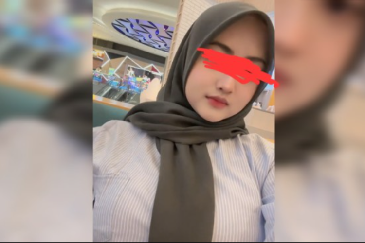 Video Panas Gadis Malaysia 33.000 Ringgit Viral Terabox, Ngamar Bareng Pacar Bikin Tegang!