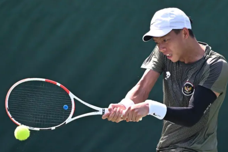 Viral! Justin Barki Juara Tenis SEA Games Sumbangkan Bonus Emas Rp 1 M ke Bencana Sumatera