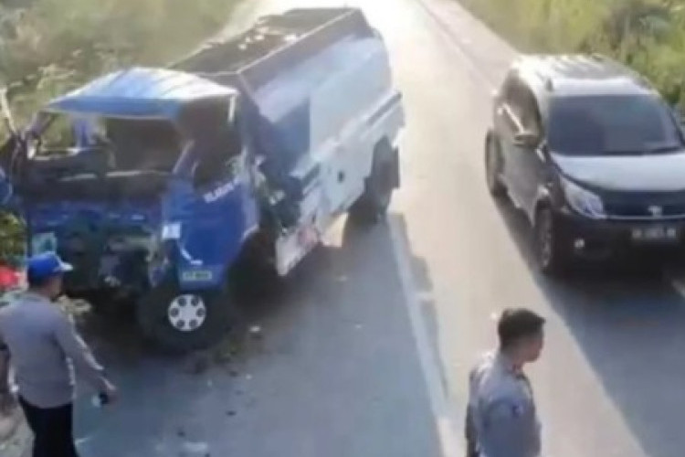 Kecelakaan Maut Mantewe, Pikap Mahasiswa KKN vs Truk Tangki BBM: 7 Meninggal, 1 Luka Berat