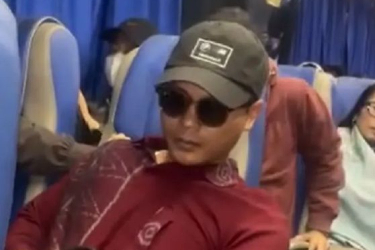 Viral Pria Lecehkan Penumpang Wanita di Bus JR Connexion Rute Juanda-Bogor, Modus Pura-pura Tidur