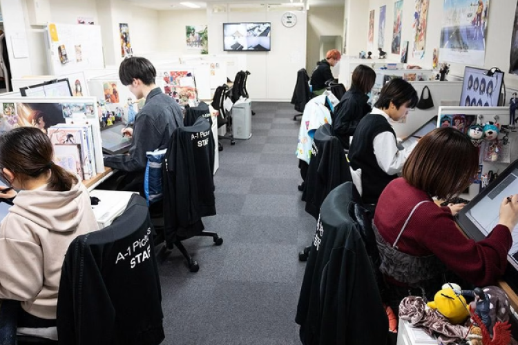 Un asesor del Festival de Tokio afirma que los estudios dispuestos a arriesgar su propio dinero pueden pagar mejor al personal del anime, lo que amplía la brecha salarial del sector