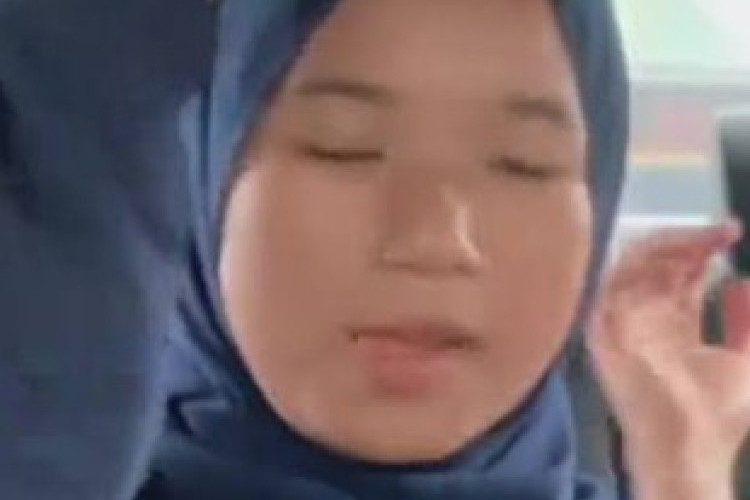 Video Kerudung Biru Full Durasi 17 Menit Tanpa Cut dan Tanpa Sensor! Unduh Segera Sebelum Dihapus Admin di Platform Tiktok