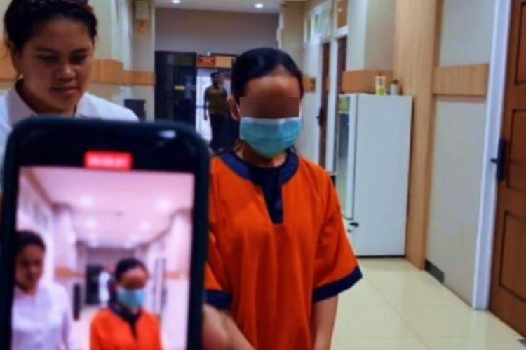 Ini Alasan Perempuan di Gresik Nekad Habisi Tunangannya Sendiri Saat Sedang Tertidur, Tersangka Pakai 2 Pisau dan Tikam Korban 23 Kali 