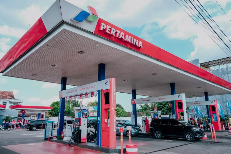 Rencana Beli BBM Subsidi Tunjukkan STNK Batal, Wakil Presiden Komunikasi Pertamina Sampaikan Permintaan Maaf