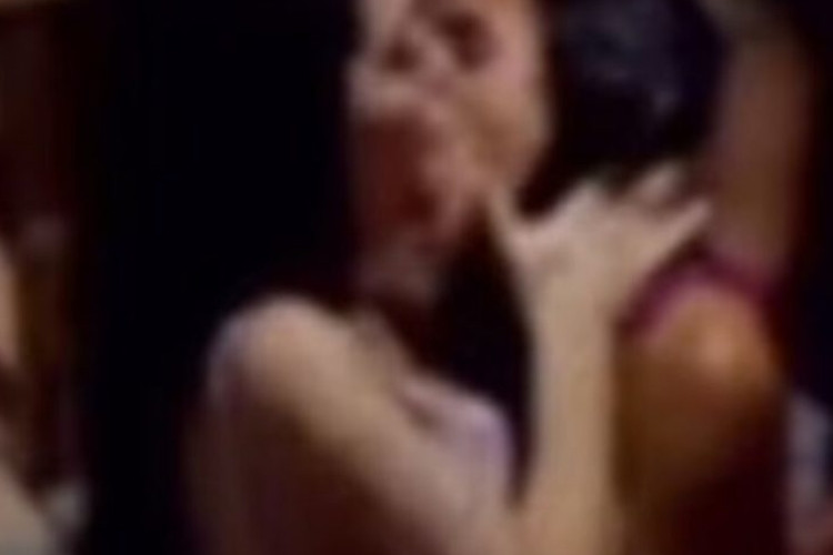 Vídeo Da Mirella E Dynho Polemico Flagrados Se Beijando Em Uma Festa: Assista Abaixo