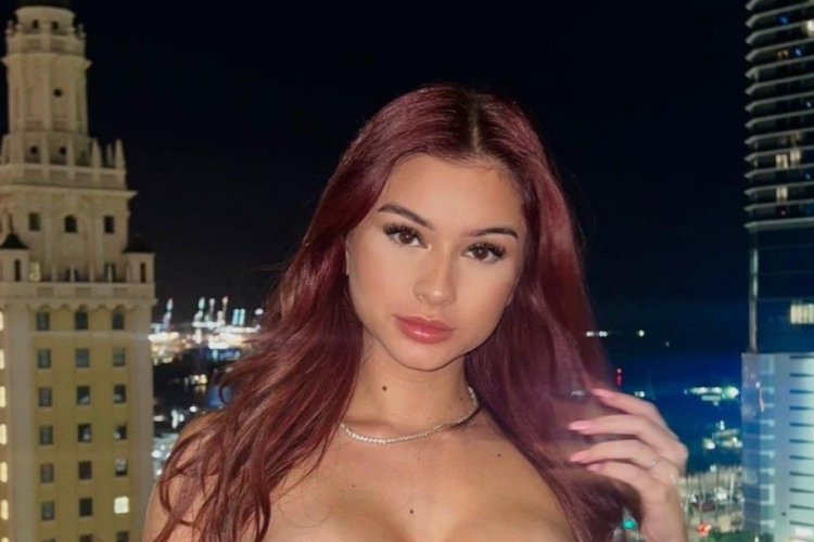 Video Andie Elle Durasi 8 Menit Viral Telegram Doodstream, Full Tanpa Busana Bikin Tegang!