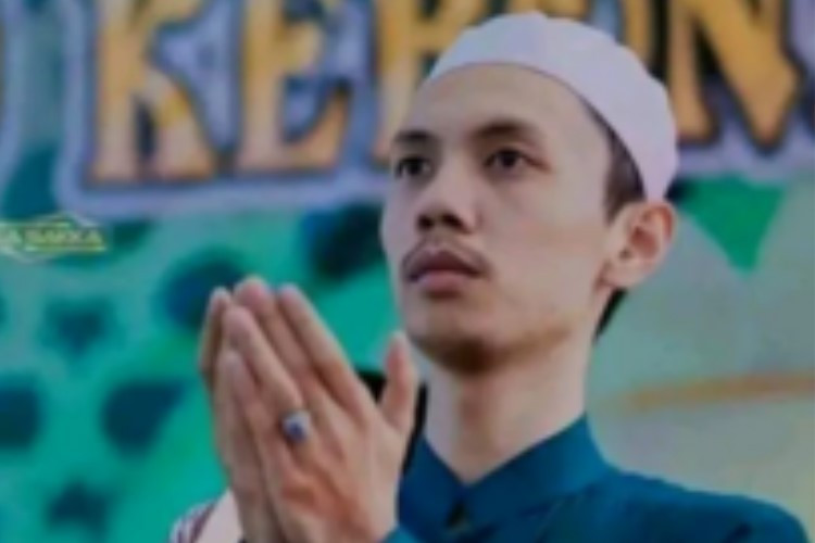 Viral! Video Habib Nizar Tegalrejo Digrebek Gara-Gara Ngamar Bareng Istri Orang 