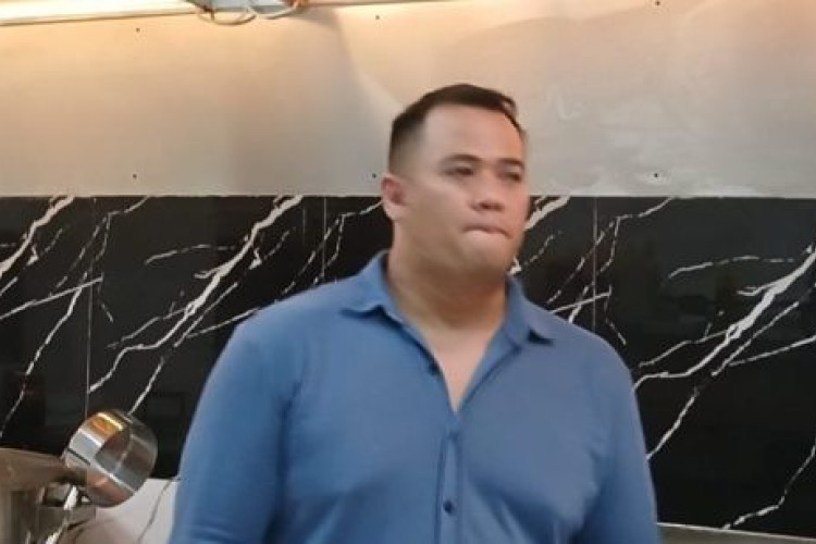 Hendrik Irawan MBG: Profil Mitra SPPG Batujajar yang Viral Usai Video Joget Insentif Rp6 Juta Per Hari