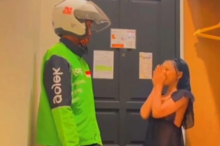 Link Video Viral Ojol di Samarinda dan Cewek Baju Hitam Full Tanpa Cut Masih Jadi Buruan Netizen, Cekidot! 