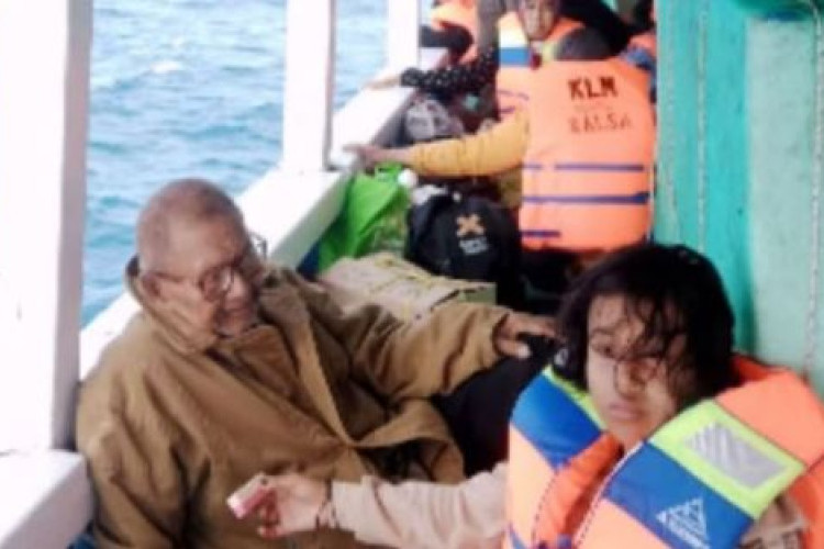 Aksi Heroik Kakek Umar Berikan Pelampung ke Cucu Sesaat Sebelum KM Nurul Salsa Tenggelam di Selayar, Sebuah Pengorbanan Terakhir