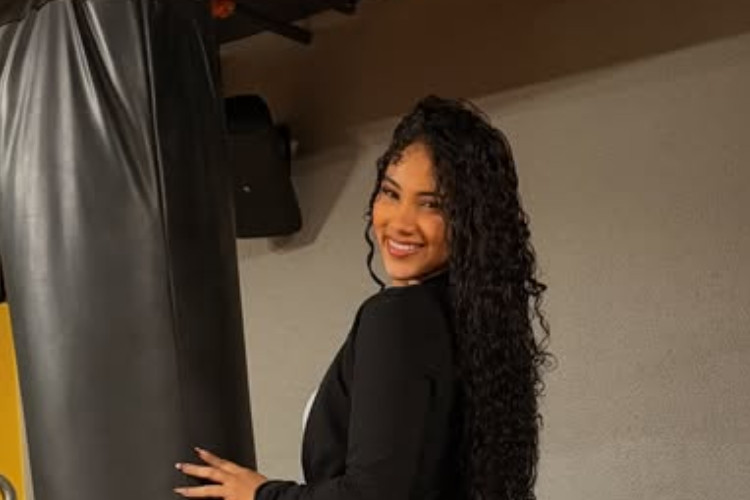 Un Vídeo Similar Al De Laura Atencia Muestra Una Actividad Que Hace Que Los Internautas Se Distraigan, ¿Qué Está Pasando?