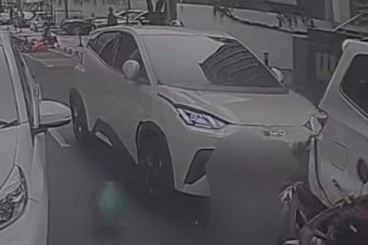 Ojol 56 Tahun Dilindas BYD di Jakarta Selatan Tuai Sorotan, Begini Update Kondisi Terkini Driver dan Kronologi Kejadiannya