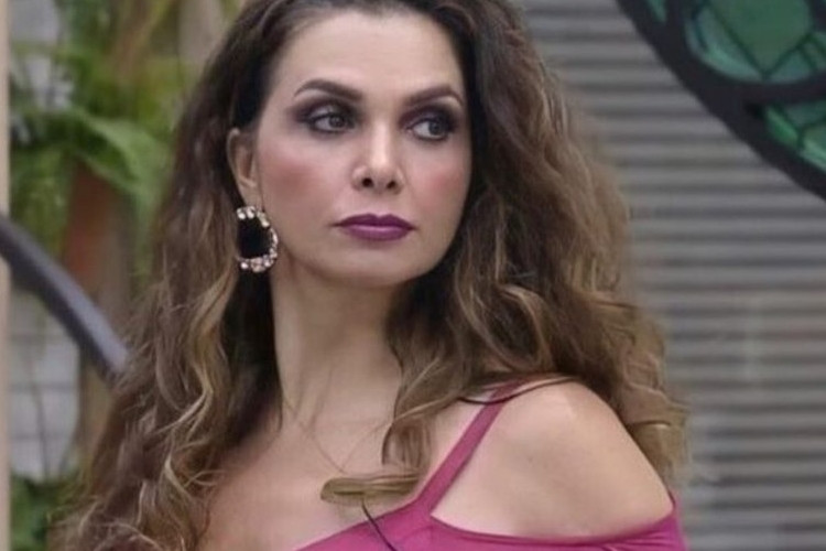 Link Vídeo Luiza Ambiel Vazado Agora Lança Novo Conteúdo Adulto Com Um Casal