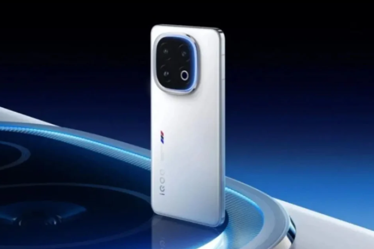Ini Dia Spesifikasi iQOO 16, Smartphone Flagship Premium Dilengkapi Baterai Gahar 8500 mAh!