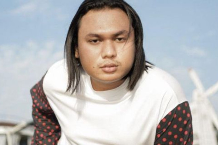 Kasus Keanu AGL Tentang Penipuan Hanania Travel: Pengacara Tegaskan Kliennya Adalah Korban Modus Umrah Artis