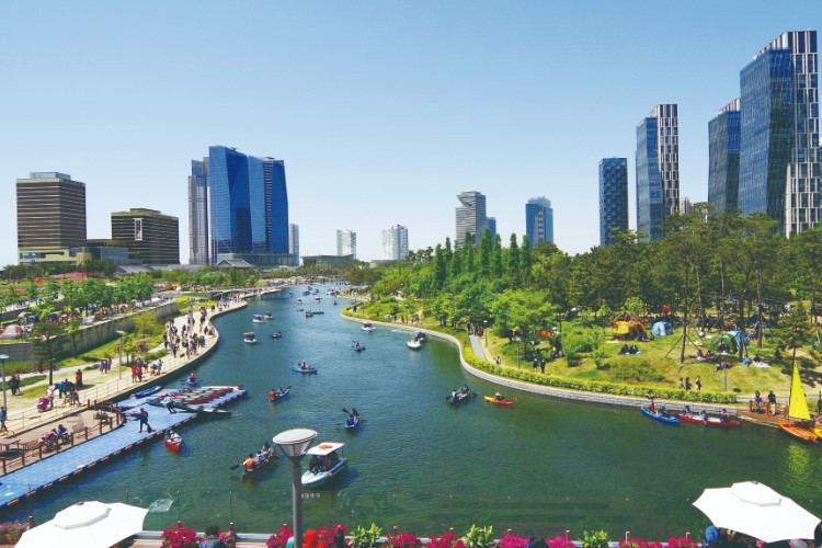 Travel Diboikot! Begini Kata Wamenlu Korsel Soal Turis Thailand yang Ditolak Masuk Oleh Petugas Imigrasi