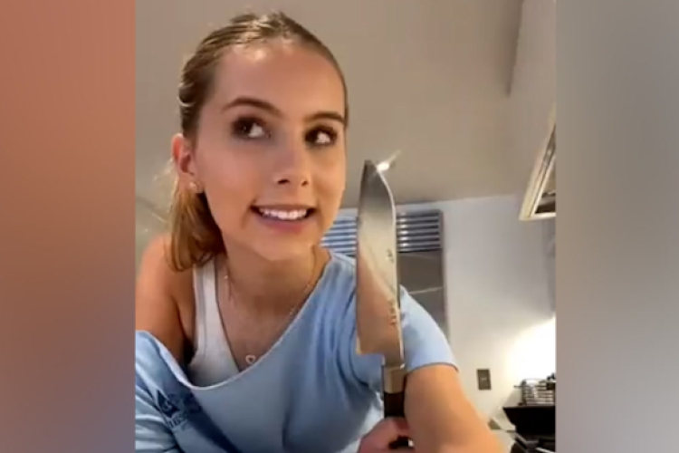 Téléchargez gratuitement la vidéo de Romy Mars qui a fuité sur OnlyFans, en streaming direct ici !
