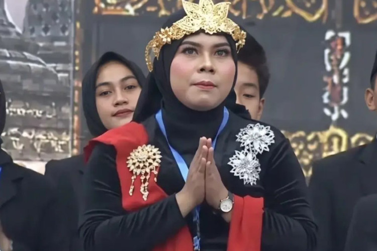 Keluarga Ibu Susanah Klarifkasi, Usai Disebut Penghasilan Kupas Bawang Rp700 Ribu/Kg