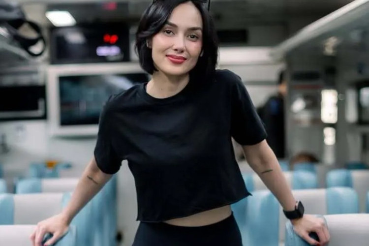 Sara Wijayanto Bantah Isu Perselingkuhan dengan Pendeta, Siap Tindak Tegas Penyebar Hoaks