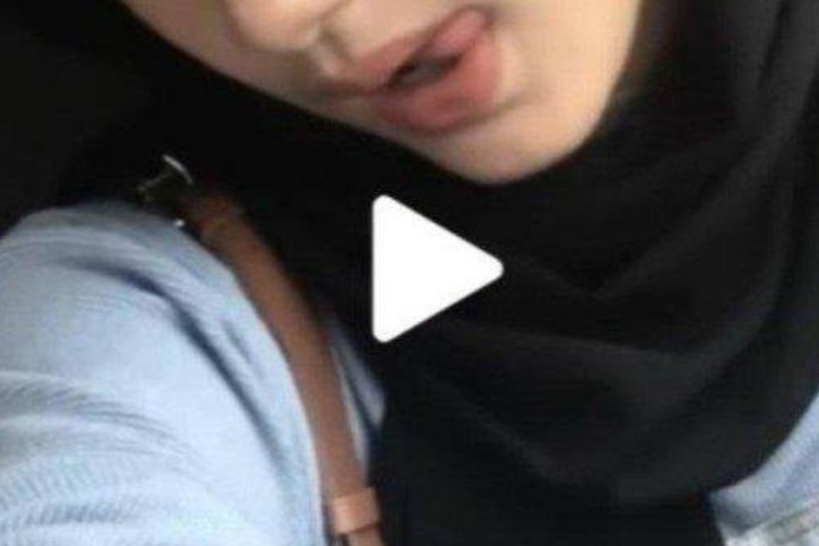 VIRAL! Link Video Syakirah Diburu Netizen di Medsos, Aksi Pamer Paras Ayu Bikin Penonton Penasaran