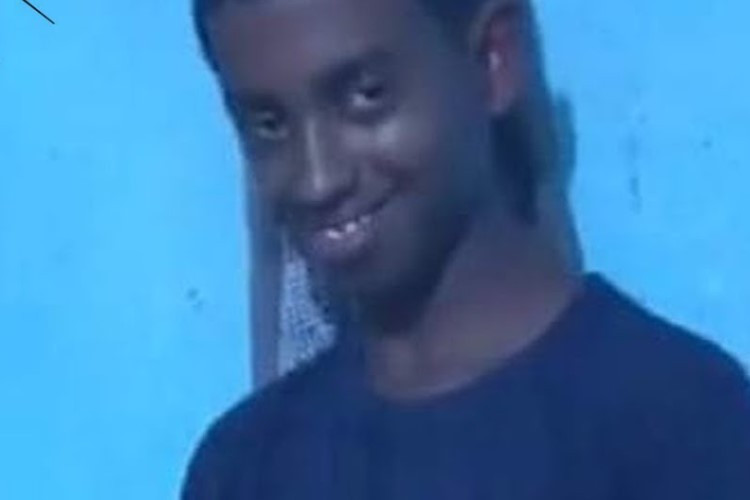 Origem Vídeo Viral Do Meme Calma Beicinho Acabou Sendo Uma Gravação Que Estava Sendo Carregada Desde 2019