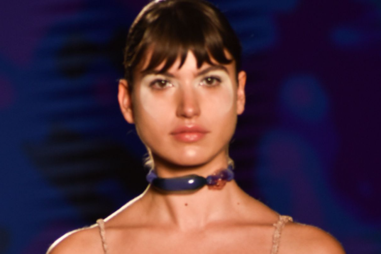 Video de Giovanna Grigio Viral no TikTok e no X Twitter, Rouba a Cena com um Vestido Transparente