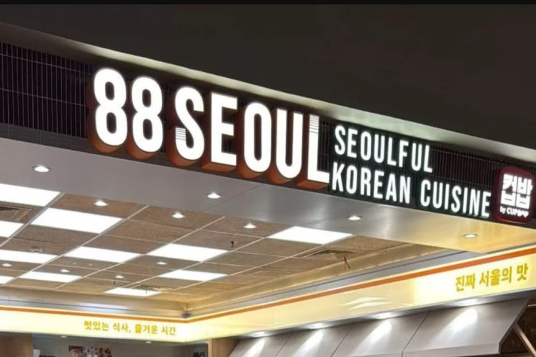 284 Orang Diduga Keracunan Usai Santap Menu di Restoran Korea 88 Bandung, Begini Kronologi Lengkapnya!