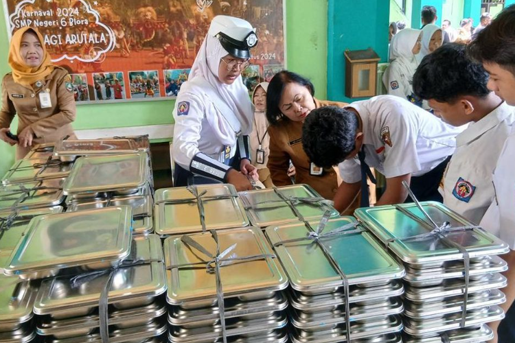 BGN Hentikan Pendistribusian MBG Libur Sekolah Imbas dari Efesiensi,  Sistem Bundling Dihentikan
