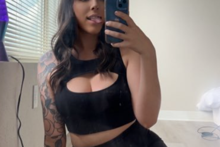 La Vidéo de Hannah Marie Spiderman Est Devenue Virale sur Telegram et TikTok, Sa Tenue Sexy est très Séduisante