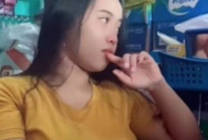 Rekaman Video Call Wanita Baju Kuning di Warung Madura Viral, Suaranya yang Manja dan Menggoda Bikin Susah Lupa