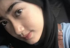 Video Syakirah Asli Seleb TikTok yang Diduga Buka-Bukaan Langsung di Depan Rekaman Kamera